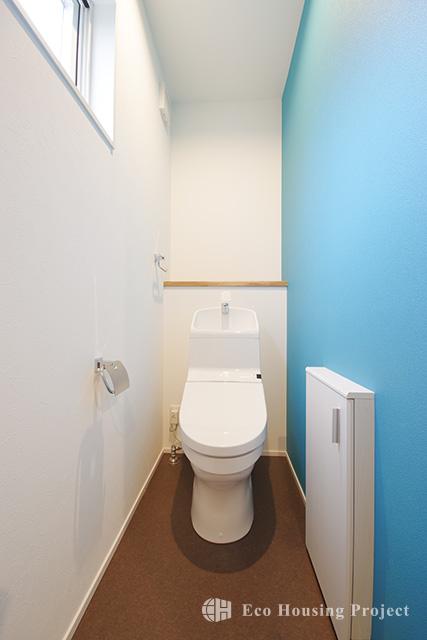 (各社施工事例)ヴィンテージスタイル・吹抜けのあるウォルナット無垢床の家