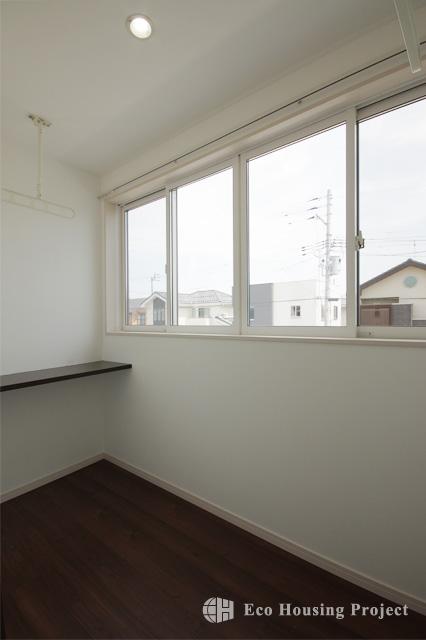 （各社施工事例）ナチュラルモダン・くつろぎ畳スペースのこだわりハウス