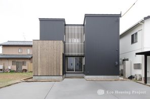 （各社施工事例）ヴィンテージスタイル・吹抜けのあるウォルナット無垢床の家